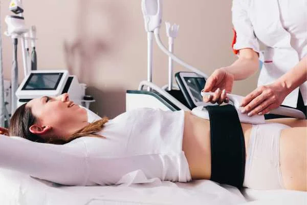 woman having body sculpting to help improve her body image and her mental health Woodham Ferrers